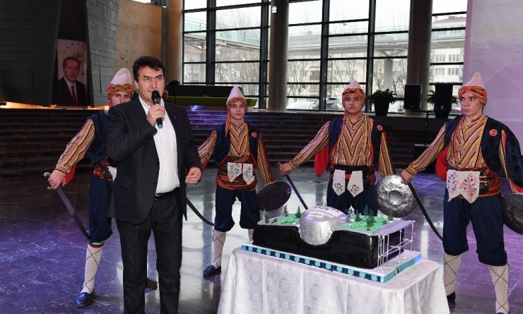 Bursa’nın Dünyaya Açılan Kapısı 1 Yaşında