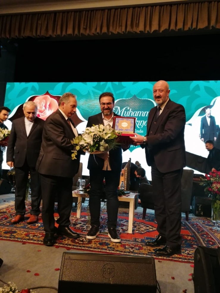 ’Muhammed Aşkına’ Programına Yoğun İlgi