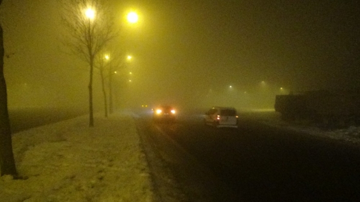 Diyarbakır’da Sis Esareti... Görüş Mesafesi 30 Metrenin Altına Düştü, Sürücüler Zor Anlar Yaşadı