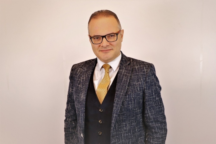 Eğitimci Yazar Salih Uyan’dan Reçete Gibi Kitap: “Ruh Diyeti”