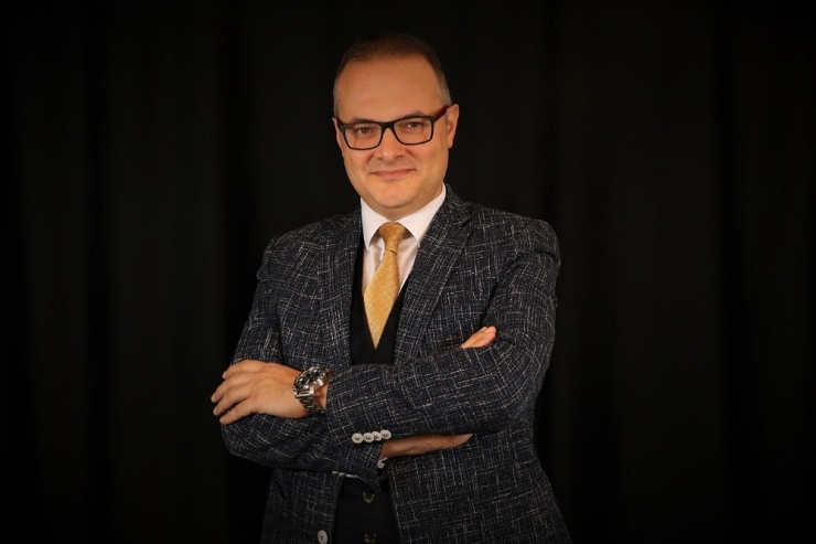 Eğitimci Yazar Salih Uyan’dan Reçete Gibi Kitap: “Ruh Diyeti”