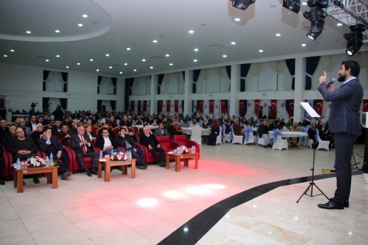 Erdemli’de ’En Sevgiliye’ Programı Düzenlendi