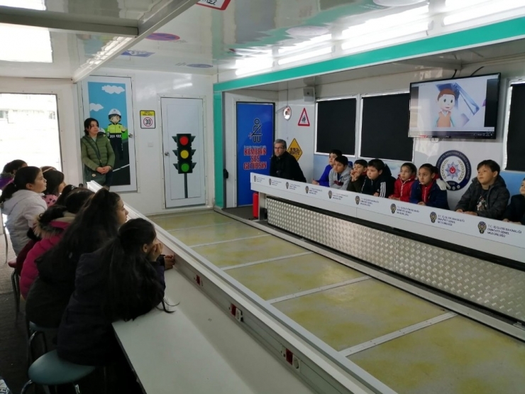 Trafik Eğitim Tırı Lüleburgaz’da