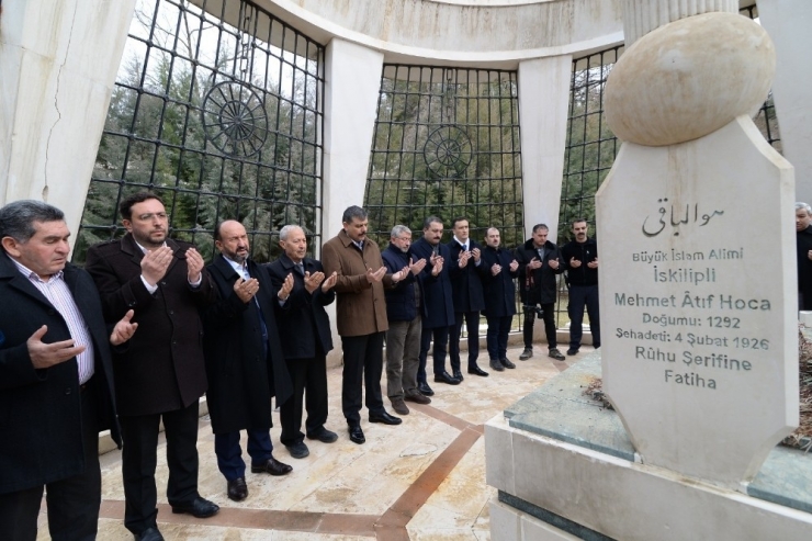 İskilipli Atıf Hoca Kabri Başında Anıldı