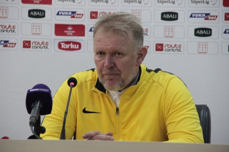 Robert Prosinecki: “Biz Bu Savaşı Sürdürüp, Havlu Atmadığımızı Söylemiştik”