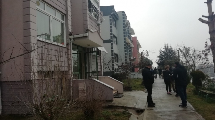 Hasta Bakmaya Gittiği Evde Ölü Olarak Bulundu