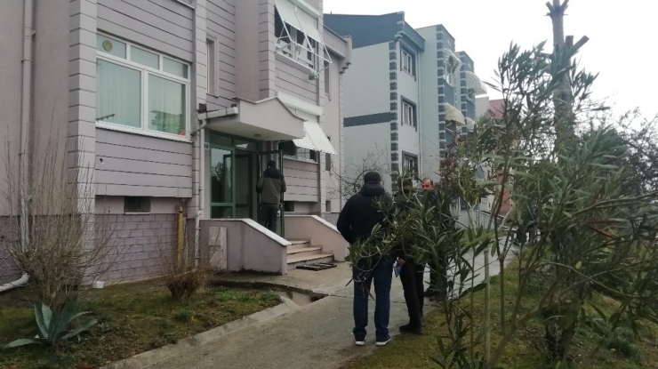Hasta Bakmaya Gittiği Evde Ölü Olarak Bulundu