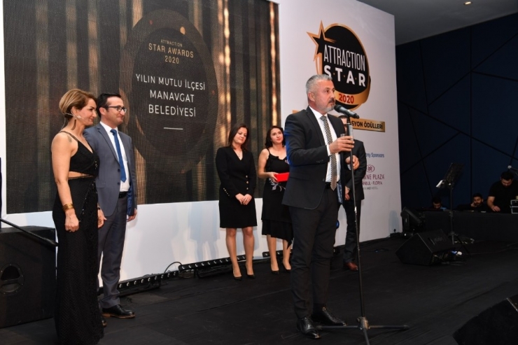 Başkan Sözen Yılın Mutlu İlçesi Ödülünü Aldı