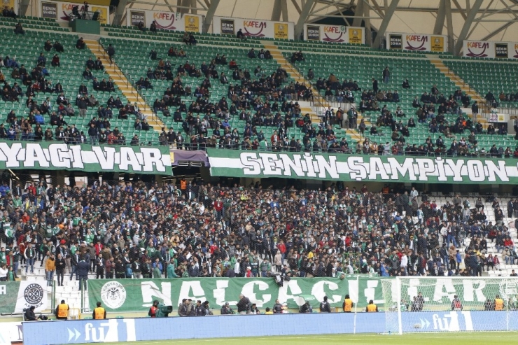 Süper Lig: Konyaspor: 1 - Göztepe: 1 (İlk Yarı)