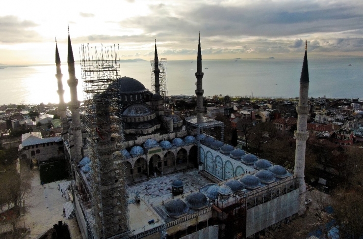 Sultanahmet Camisi’nin Restorasyonu Yüzde 30’u Geçti