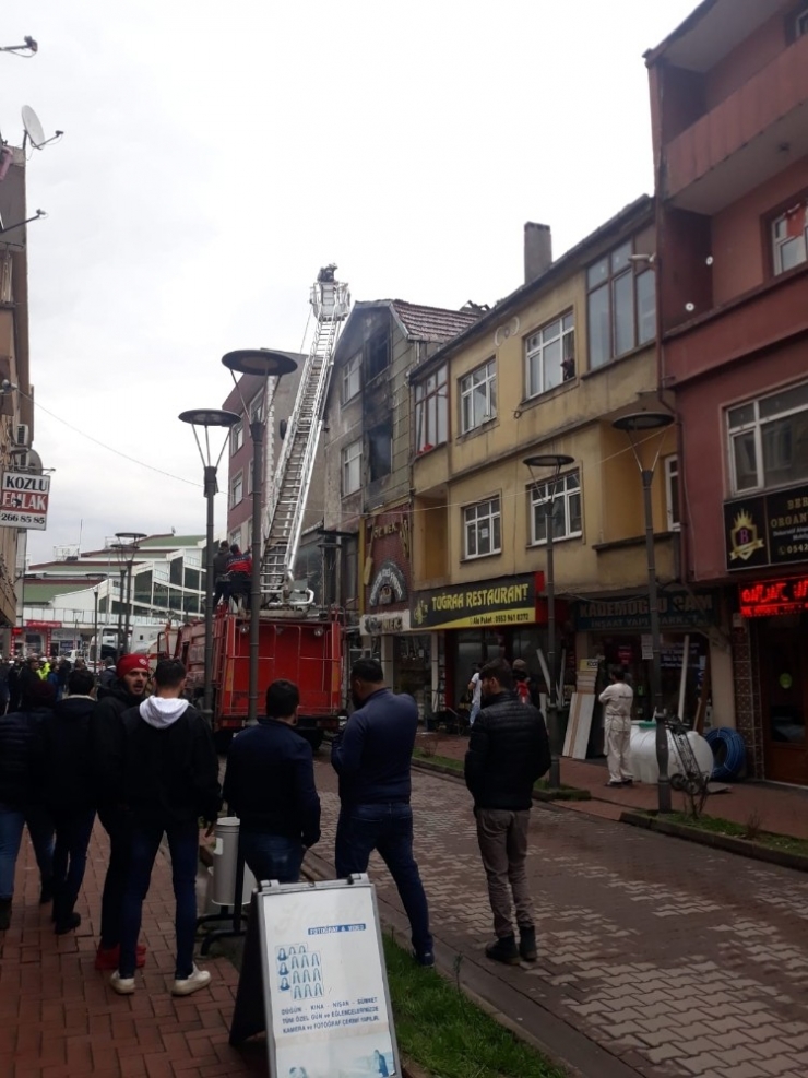 Fırında Çıkan Yangın Korkuttu