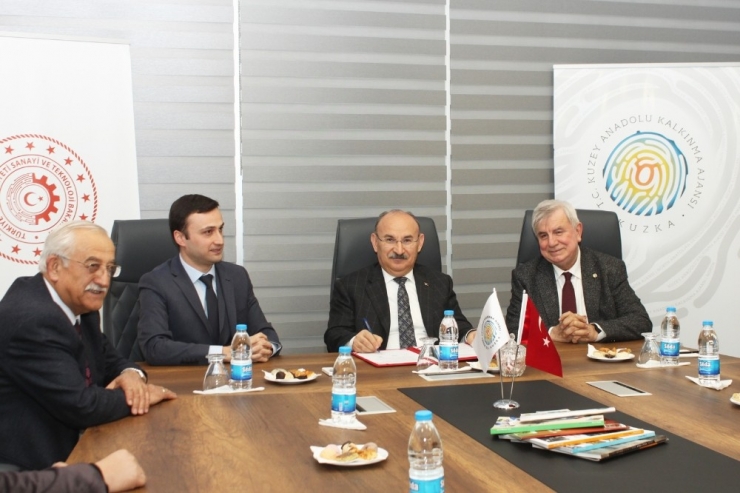 Kastamonu’daki Endüstriyel Orman Ürünleri Tesisinin Enerjisi Ges’ten Karşılanacak