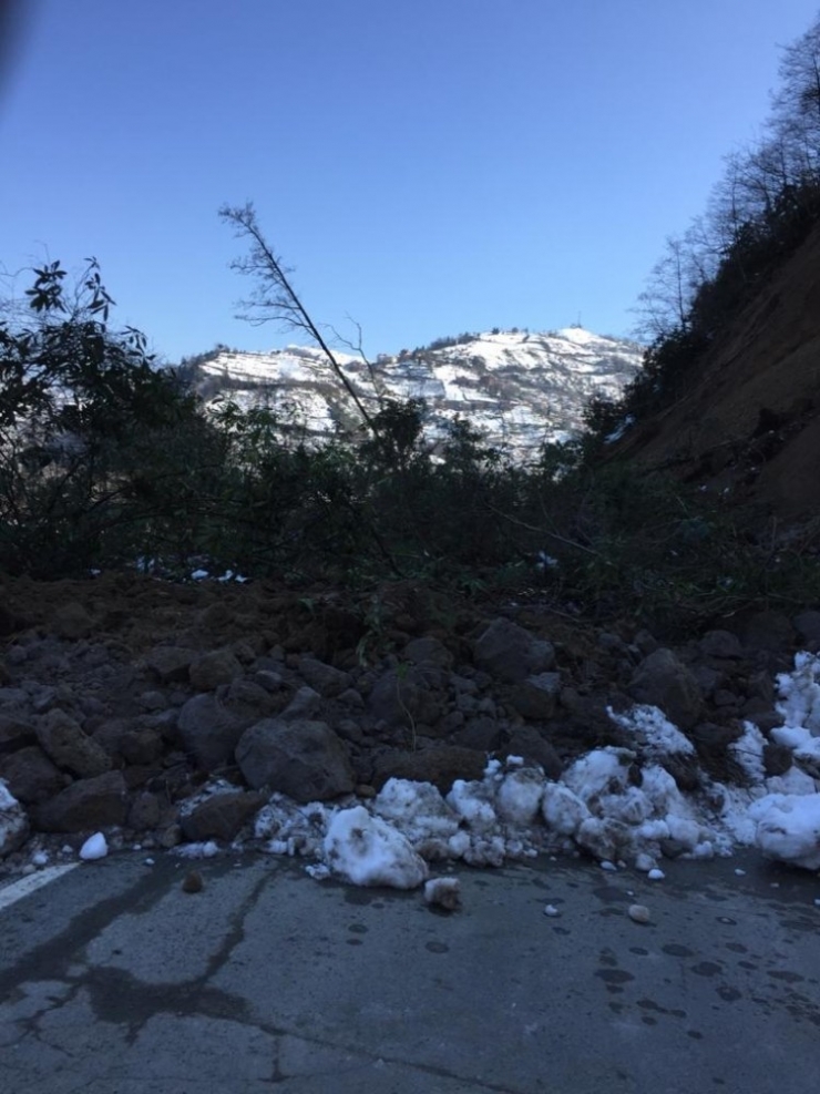 Ayder Yaylası Yolunda Heyelan