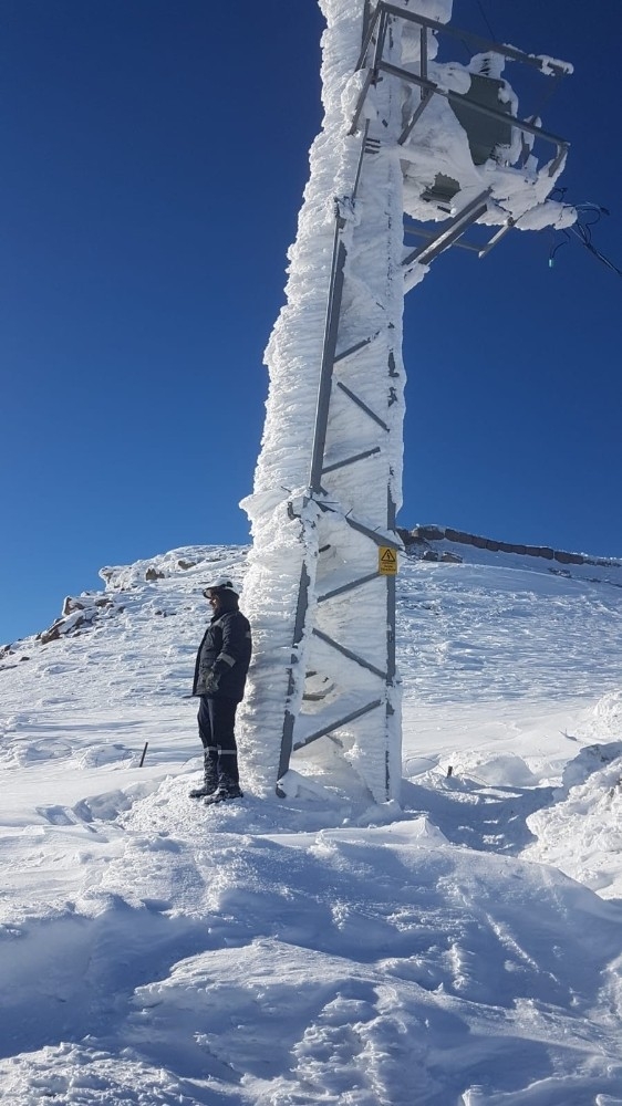 Vedaş’ın Zorlu Kar Mesaisi