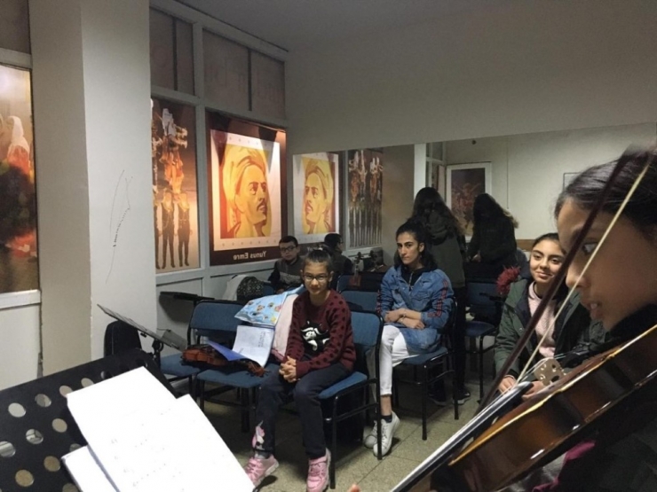 Sanat Meraklılarının Adresi Adıyaman Belediyesi Konservatuarı Oldu