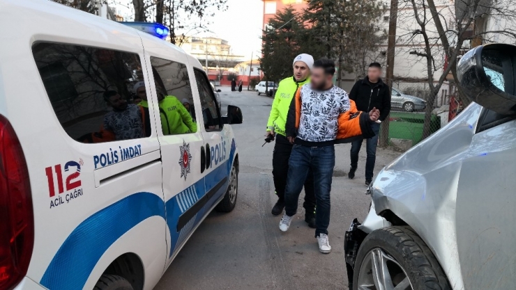 Ehliyeti Alkolden İptal Edildi, Yine Alkollü Araç Kullanırken Kaza Yaptı