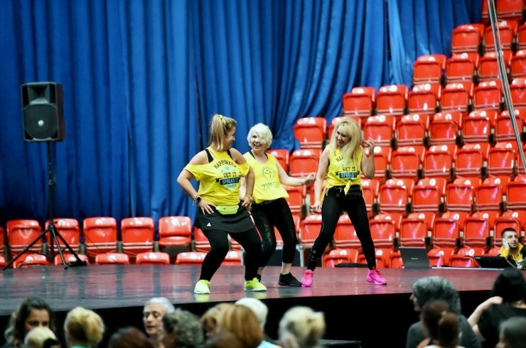 Başkentli Kadınlardan "Kadına Şiddete Hayır” Dansı