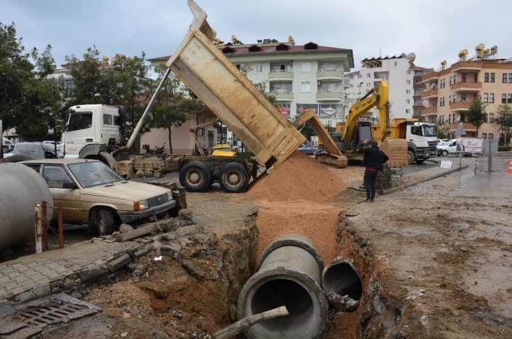 Alanya Sanayi Sitesi’nin Yağmur Suyu Sorunu Çözülüyor