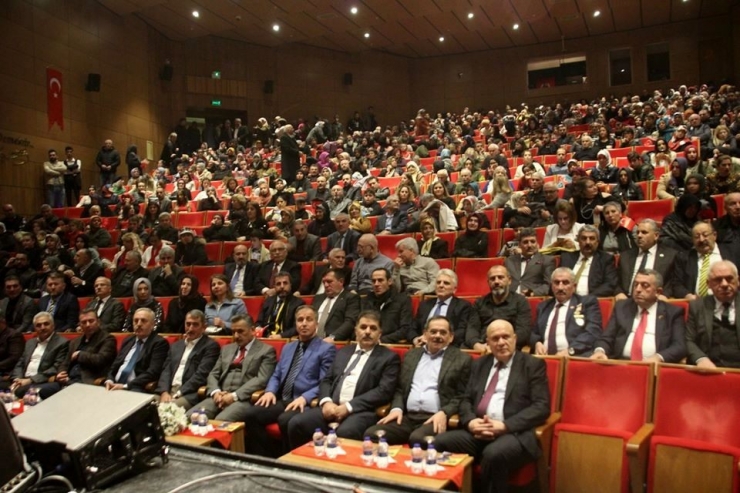 Başkan Pekmezci Bayburt’un Düşman İşgalinden Kurtuluşunun 102. Yılı Anma Programına Katıldı