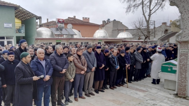 İlçenin Tek Erkek Terzisi Son Yolculuğuna Uğurlandı