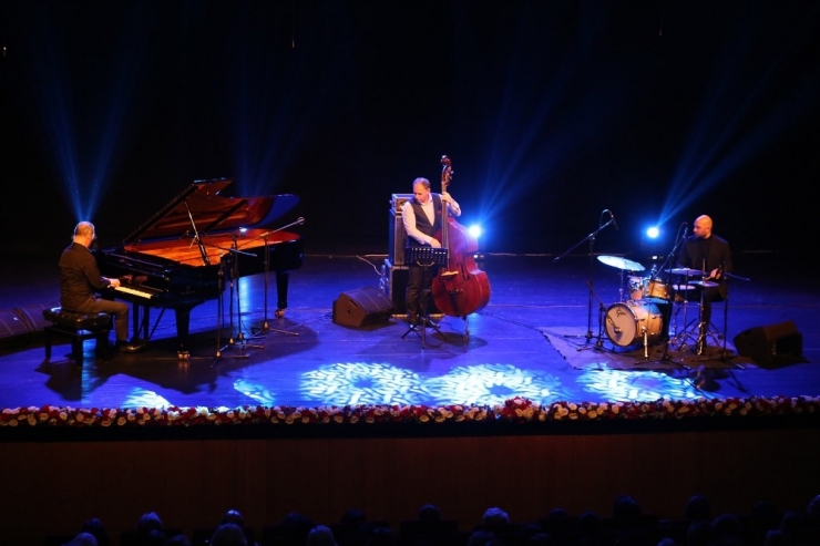 Büyükçekmece’de Kerem Görsev Rüzgarı Esti