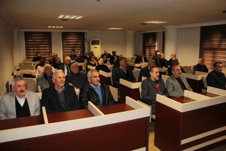 Sur Belediyesinde 25 Kişi Emekli Oldu, Çalışanlar İlk Kez İkramiyelerini Tam Aldı