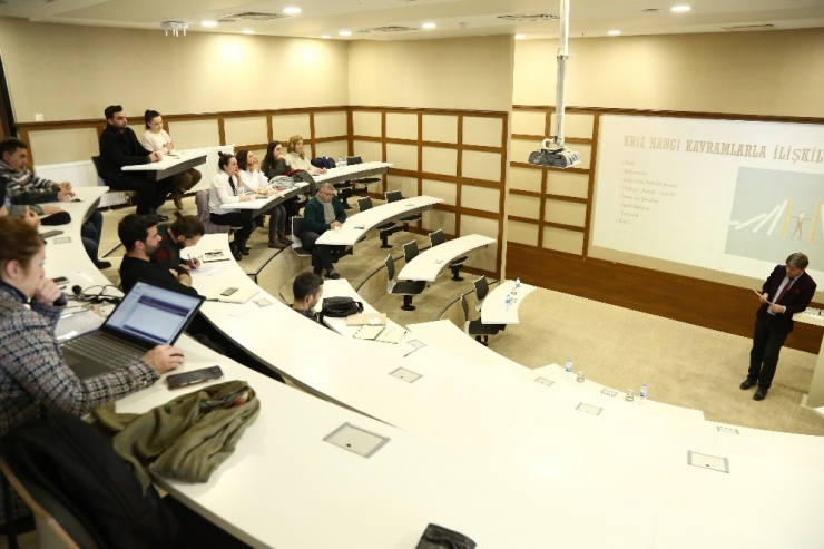 Hkü’de Akademisyenlere Yönelik Eğitici Eğitimi