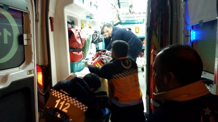 Oynadığı Tüfek Ateş Alınca Yaralandı