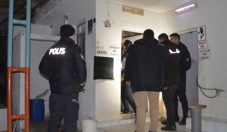 Tuvalet Parası Yüzünden Bıçaklandı