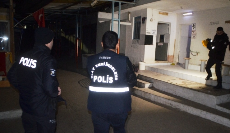 Tuvalet Parası Yüzünden Bıçaklandı