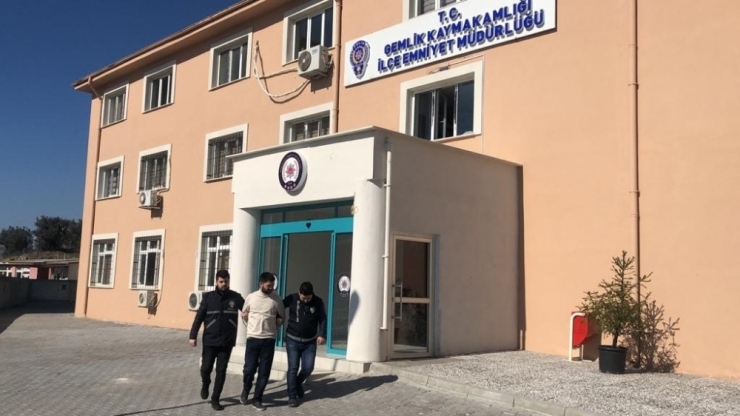 Alt Komşusunu Öldüren Zanlı Adliyeye Sevk Edildi