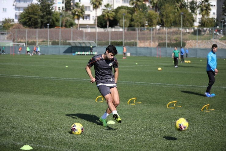 Alanyaspor, Sivasspor Maçı Hazırlıklarına Başladı
