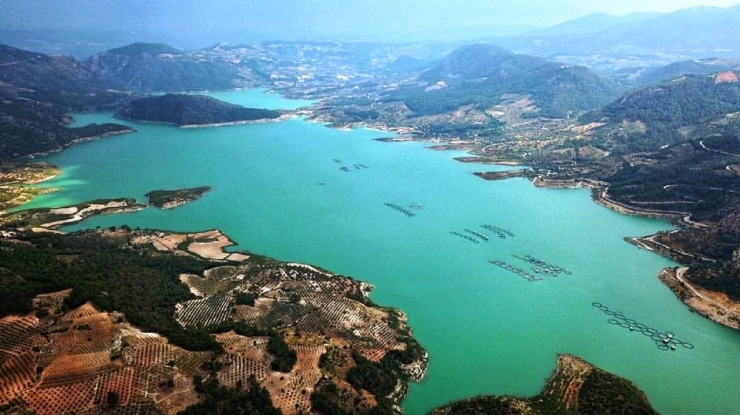 Gölete Düşen Balıkçıyı Arama Çalışmaları Devam Ediyor