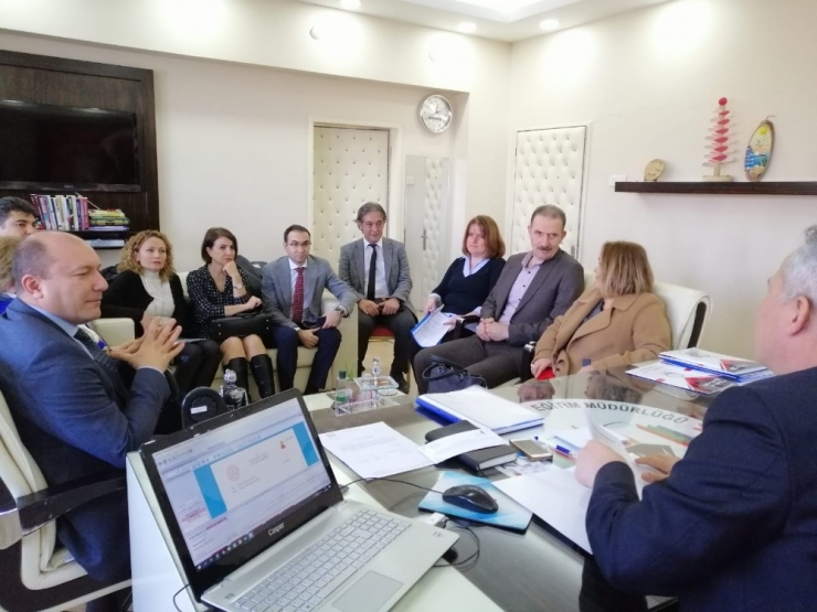 Kodlama Ve Yazılım Sınıfını Gezdiler