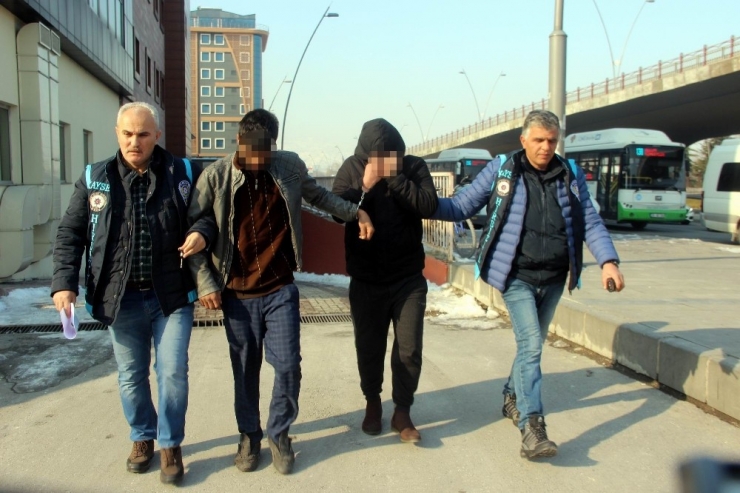 Fırınlardan Çaldıkları Paralarla Sigara Alan Zanlılar Yakalandı