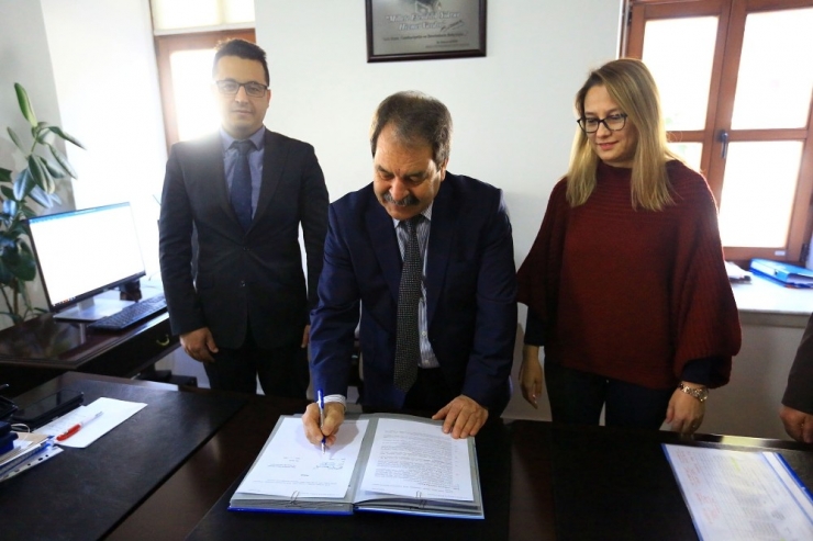 Büyükşehir İle Geka Arasında Destek Sözleşmesi