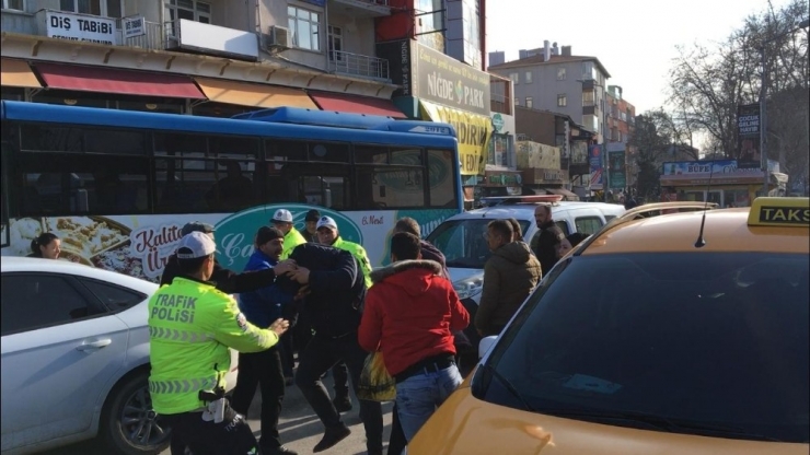 Otobüs Şoförüne Darp