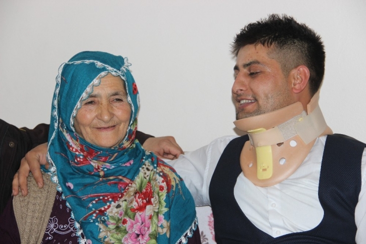 İdlib Gazisi Uzman Onbaşı Kaplan Ailesine Kavuştu