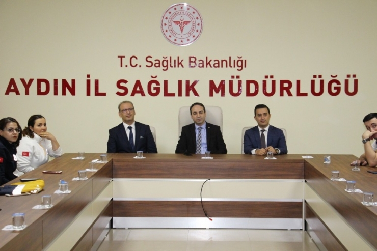 Sınır Ötesi Operasyonlarda Görev Yapan Sağlık Personeli Onurlandırıldı