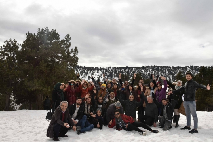 Adana’ya Göçle Gelenlere Kar Gezisi