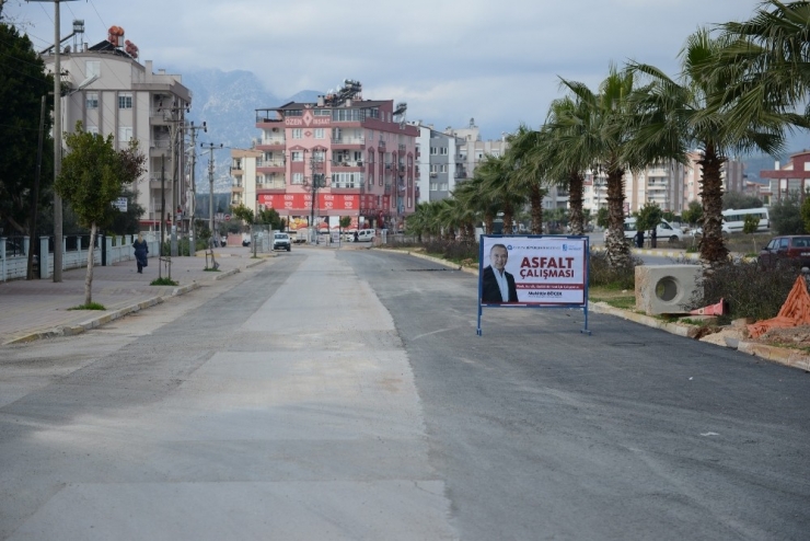Asfalt Yama Ve Bakım Ekibi Kuruldu