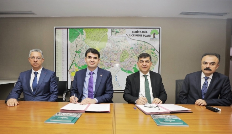 Antep Tarihini Bilen Kazanacak