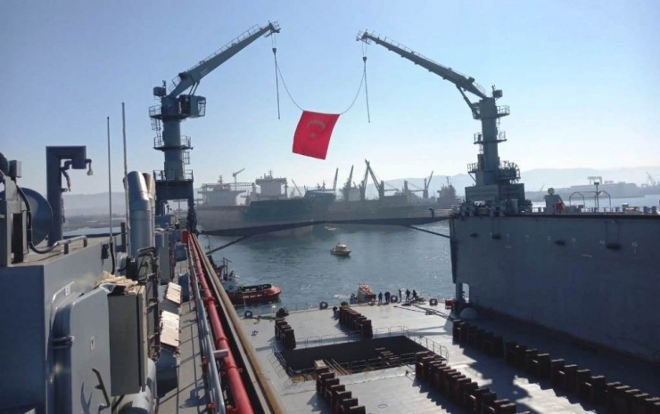 Askeri Yüzer Havuz Altınova’da İnşa Edildi