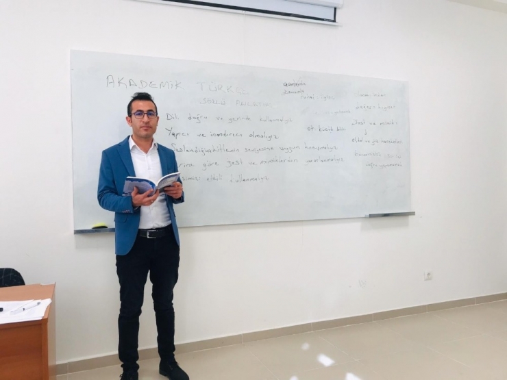 Bartın Üniversitesi’nin Uluslararası Öğrencilerine ‘Akademik Türkçe’ Dersi Veriliyor