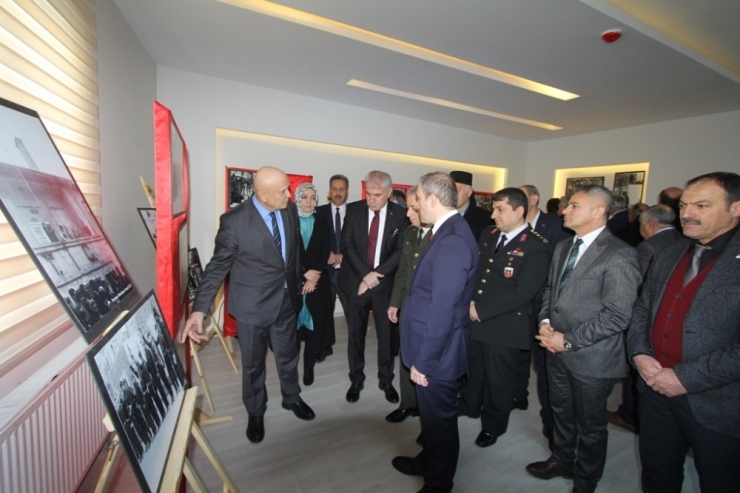 21 Şubat Heyecanı Sergi Açılışıyla Başladı