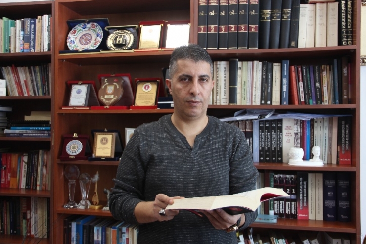 Tarih Bölümü Öğretim Üyesi Eğilmez: “Eski Türk Toplumlarında Kadına Ve Çocuğa Tecavüzün Cezası İdamdı”