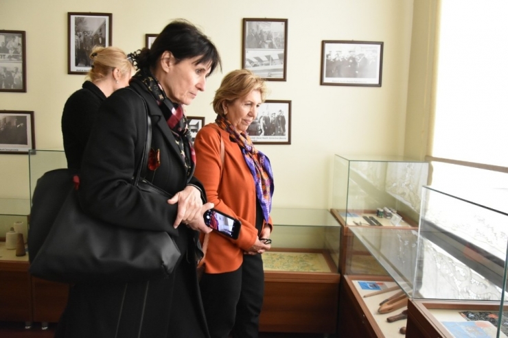 Fransız Konsolosundan Başkan Özcan’a Ziyaret