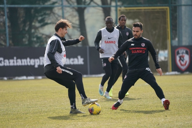 Marius Sumudica’dan Küme Düşme Tespiti