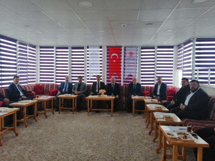 İlçe Müftüleri Toplantısı Akçadağ’da Yapıldı