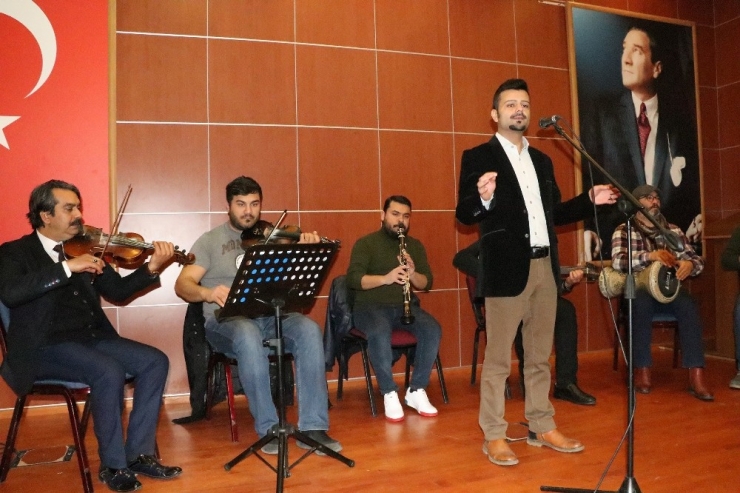 Mersin Büyükşehir Belediyesi Koroları Konserlere Hazırlanıyor